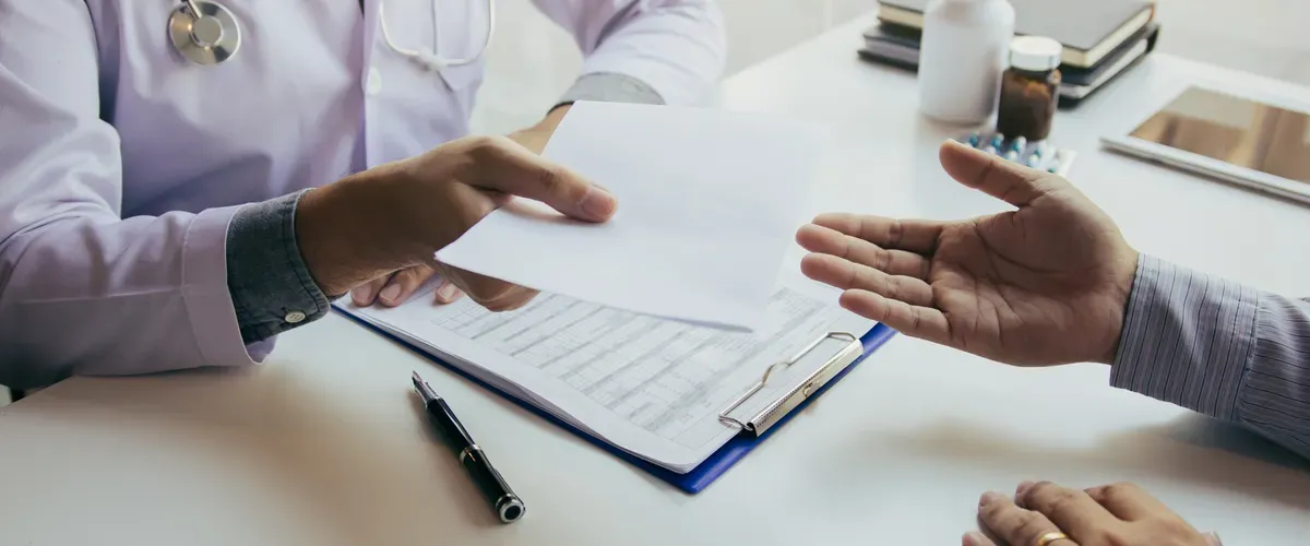 Leczenie farmakologiczne, recepty, zaświadczenia